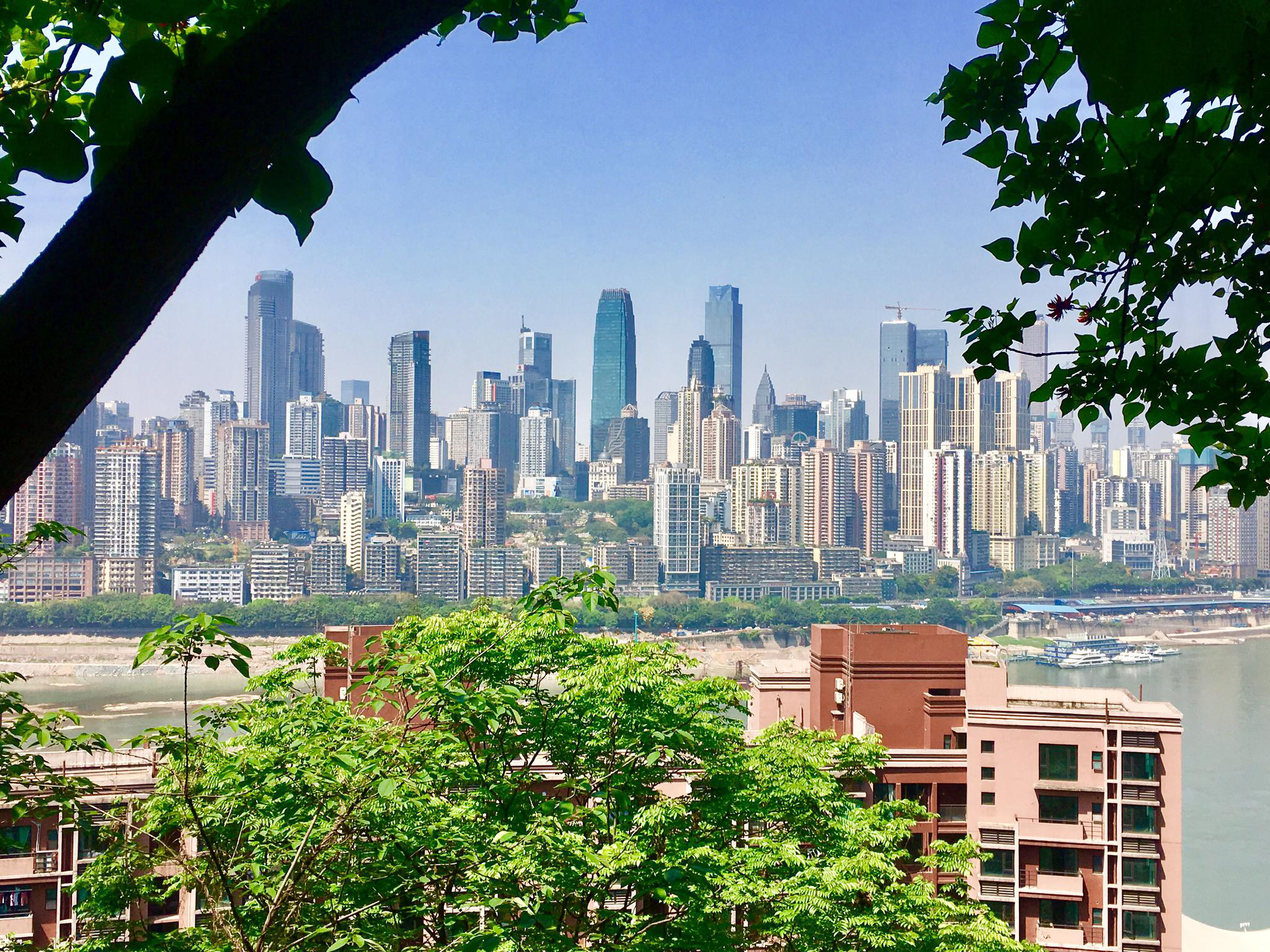 坐看重庆渝中区 在南坪后堡这里看夜景最美