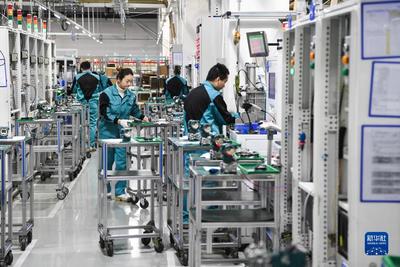 新春走基层丨春寒料峭中的热火朝天——重庆节后生产建设一线见闻